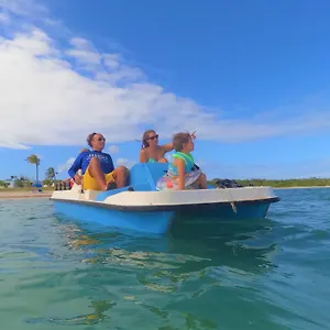 https://coralito-bay-suites-villas.comcaribbean.com